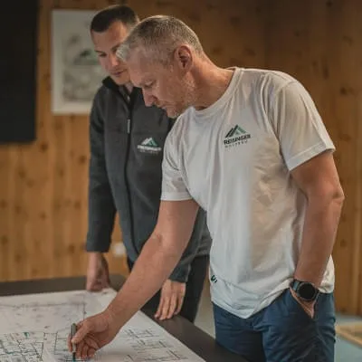 Holzbaumeister-Ingenieur-oder-Polier-fuer-Bauabwicklung